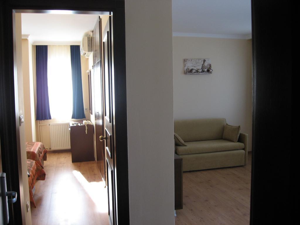 Seaview Suite Hotel 쿠사다시 외부 사진