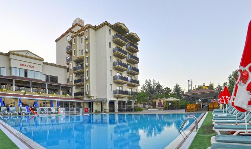 Seaview Suite Hotel 쿠사다시 외부 사진
