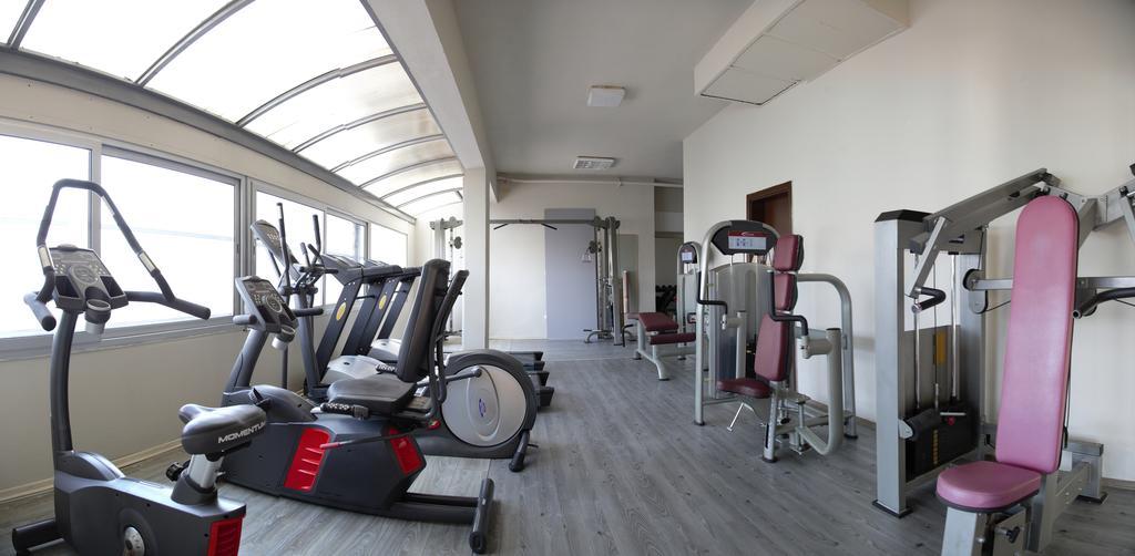 Seaview Suite Hotel 쿠사다시 외부 사진