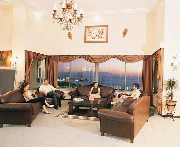 Seaview Suite Hotel 쿠사다시 외부 사진
